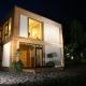 BaleHaus_at_Bath_2.jpg